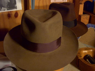 The image “http://thefedorachronicles.com/albums/adventurebilt/40_s_fedora.JPG” cannot be displayed, because it contains errors.
